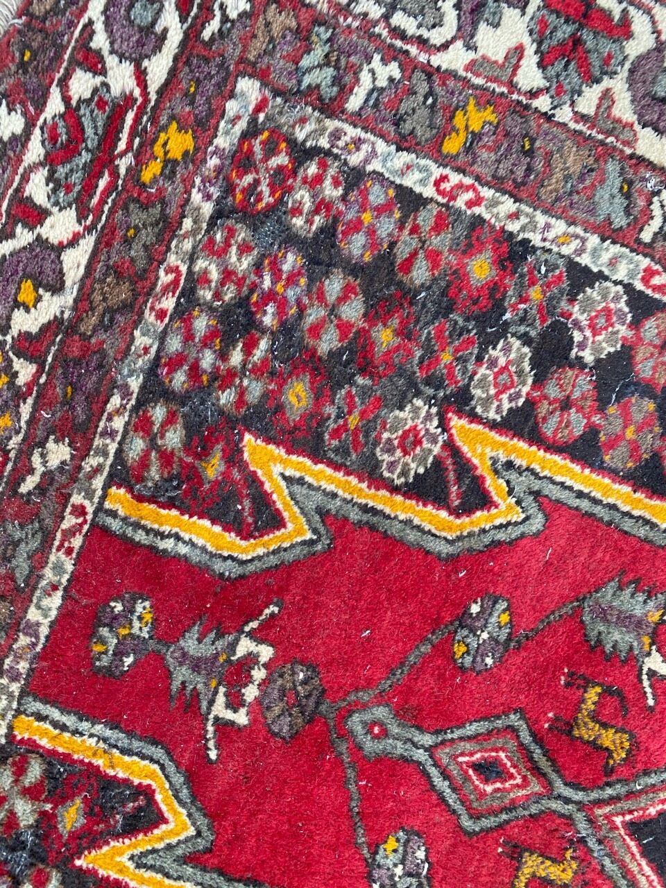 Ancient Persian Mazlaghan carpet 135x208 cm