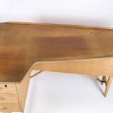 Bureau Bommerang fabriqué en teck et en laiton par Peter Løvig Nielsen pour Hedensted Furniture des années 1960