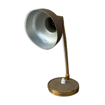 Lampe de bureau ancienne en métal doré aluminor france vintage