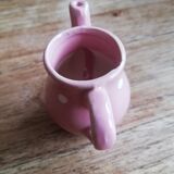 Pichet miniature rose à pois blancs pour dînette ou maison de poupée