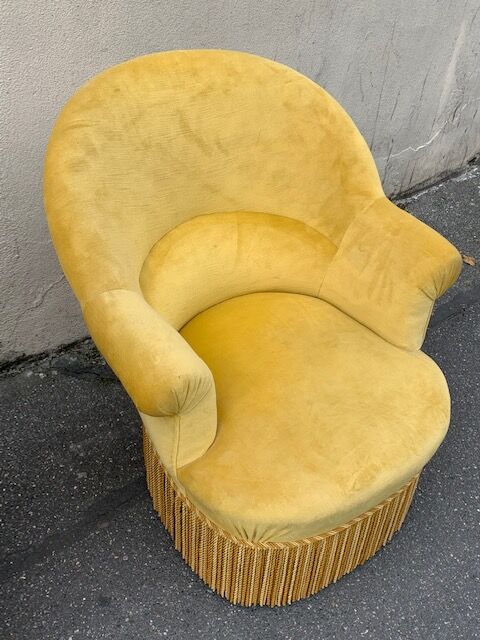 Vintage toad armchair