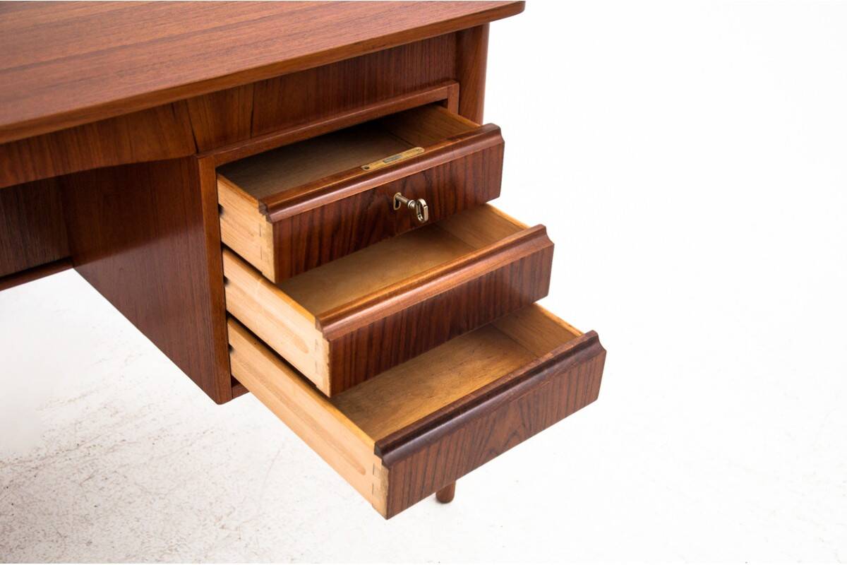 Teak desk, Danish design, 1960s