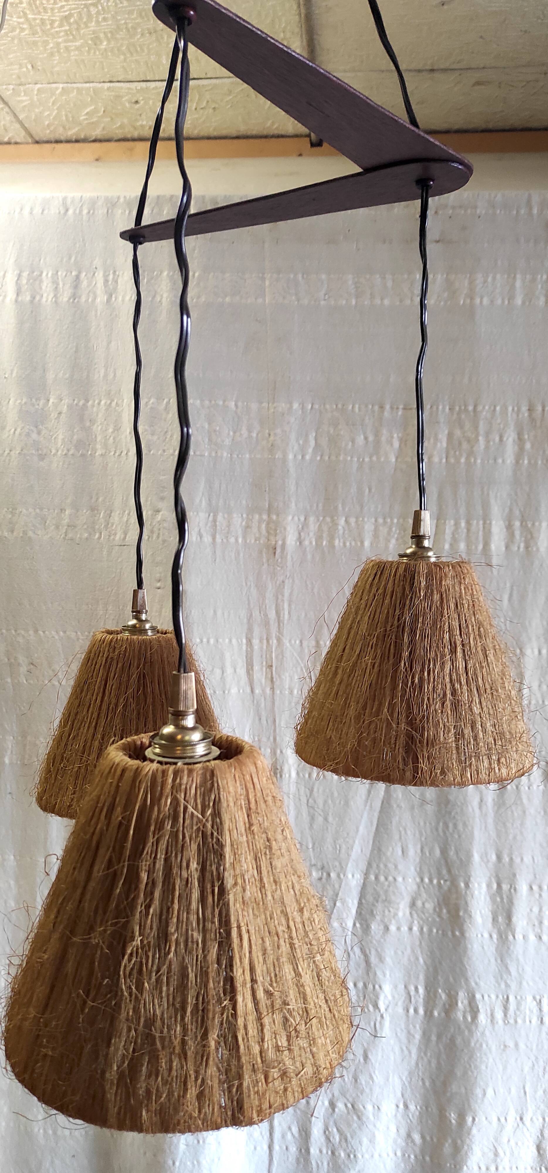 Scandinavian style three-light pendant in teak and sisal - 1960s/70s