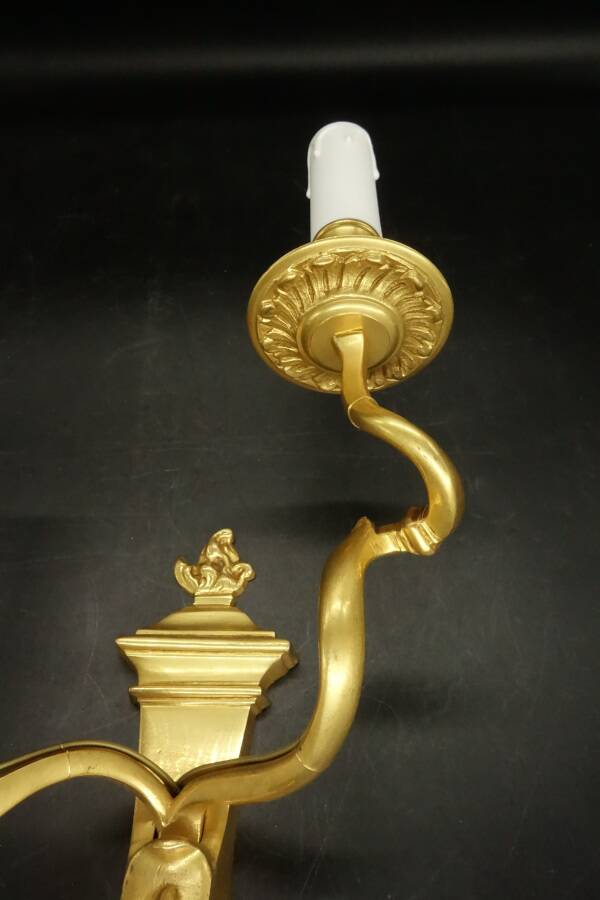 Pair of large Louis XVI style wall lights from the 19th century - gilded bronze