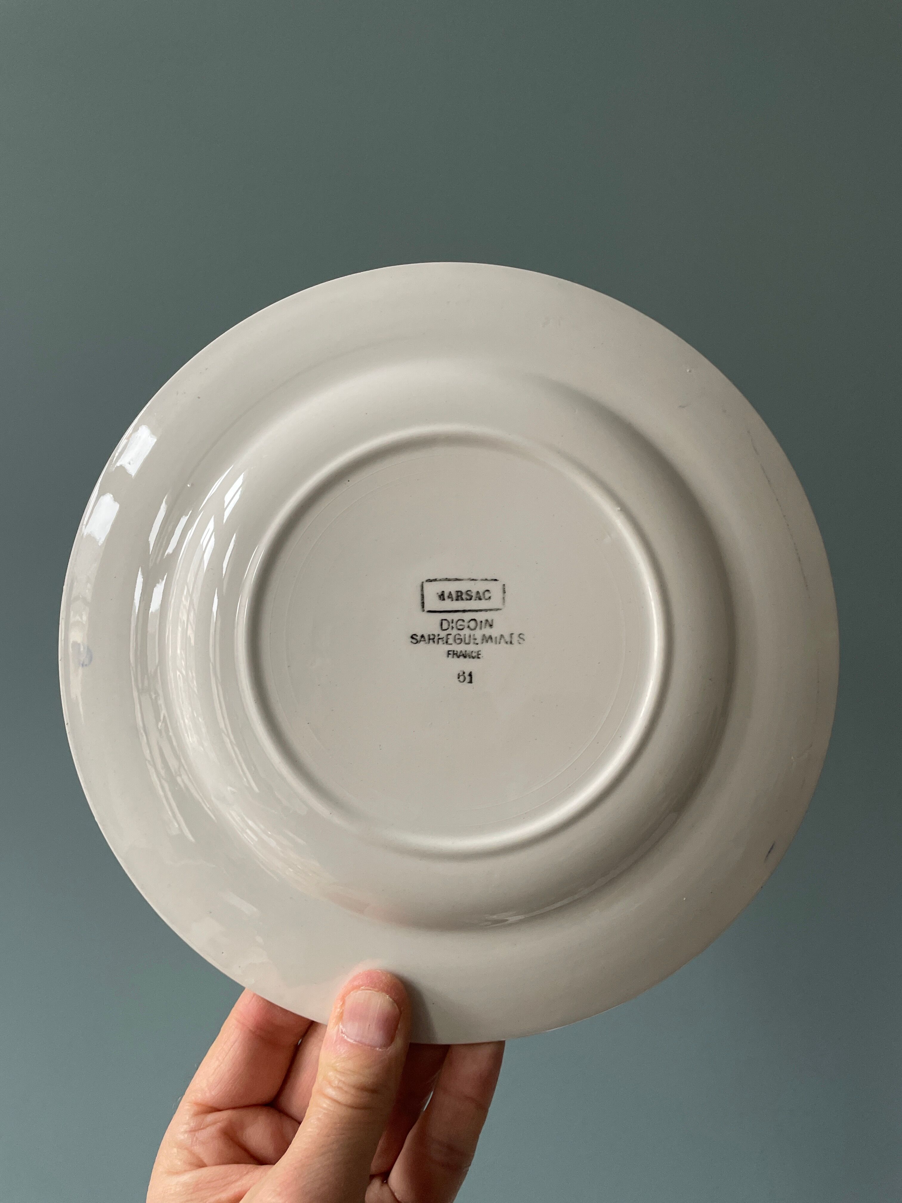 Lot de 12 assiettes plates Digoin Sarreguemines, modèle Marsac