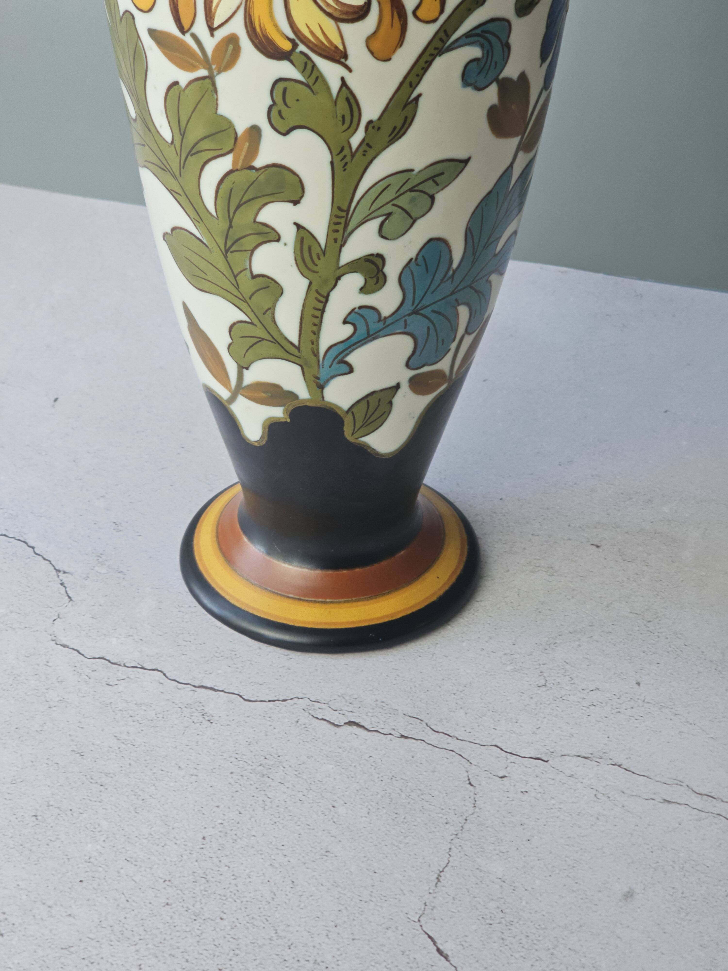 Large multicoloured floral vase in Royal Gouda Porcelain, Zuid Holland.