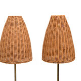 Paire de lampes de table mid century avec stores en osier by LYFA