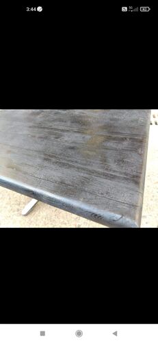 Table basse en chêne Shou Sugi Ban et piètement en étoile en aluminium