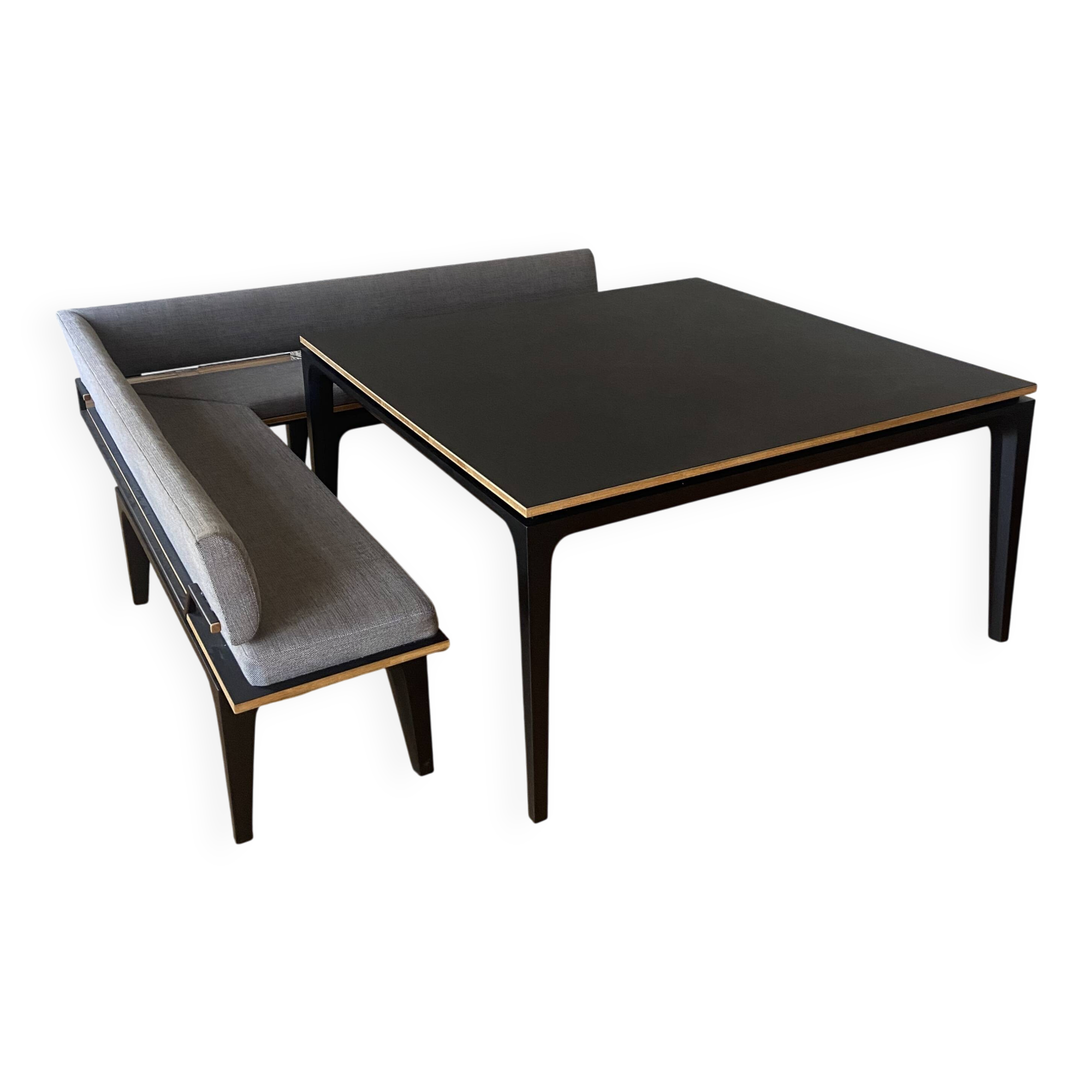 Vente : Table de salle à manger carrée sur mesure + banquette d'angle — lot