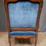 Fauteuil regence en chêne  et velour bleu