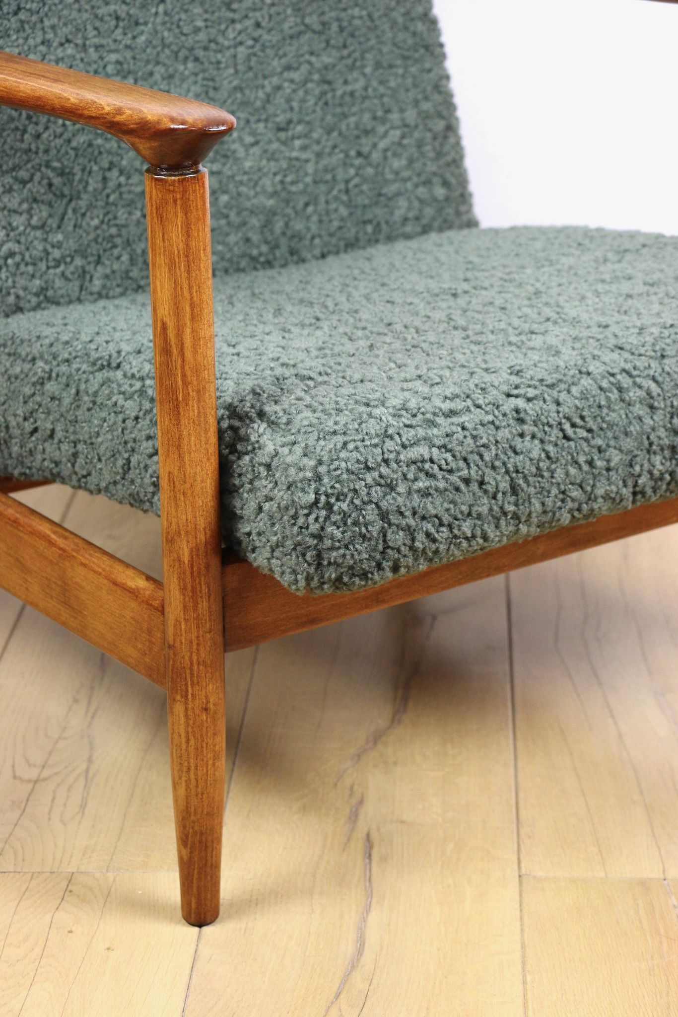 GFM-142 armchair, design by Edmund Homa from the 70s, olive green thick boucle - 2 pieces available