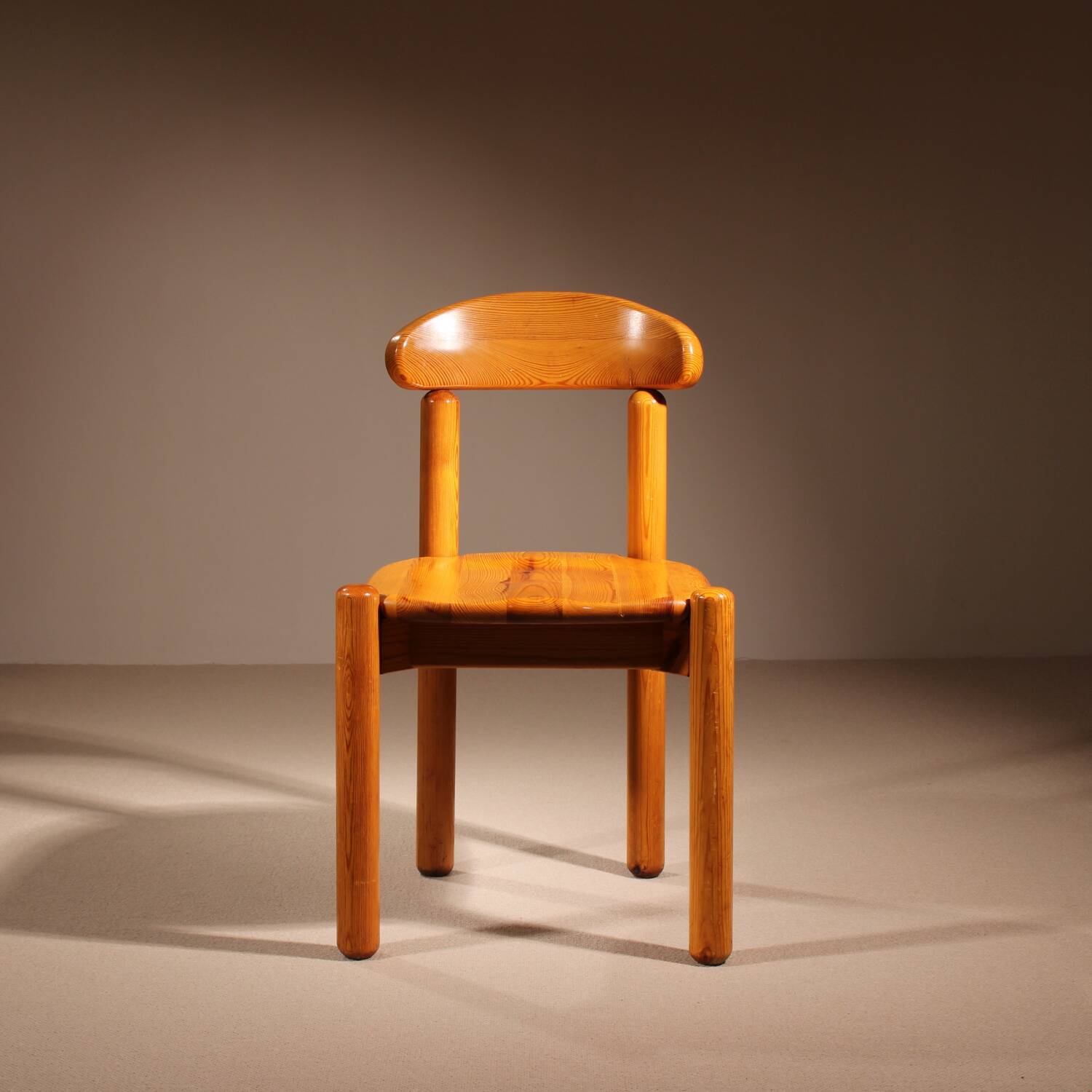 Six Dining Chairs in Pine Wood | Italy 1980s