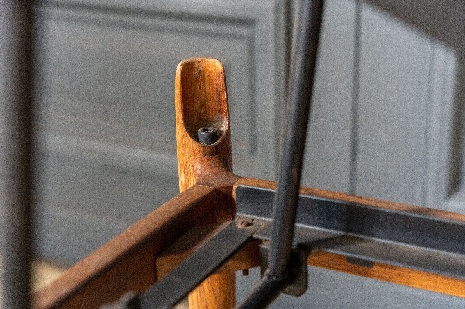 Scandinavian coffee table Smorrebrod with extendable system