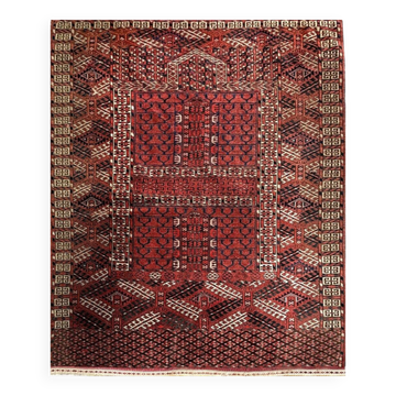 Ancient Turkmen Hatchlou rug: 120 × 150 cm "Galerie Sardje"