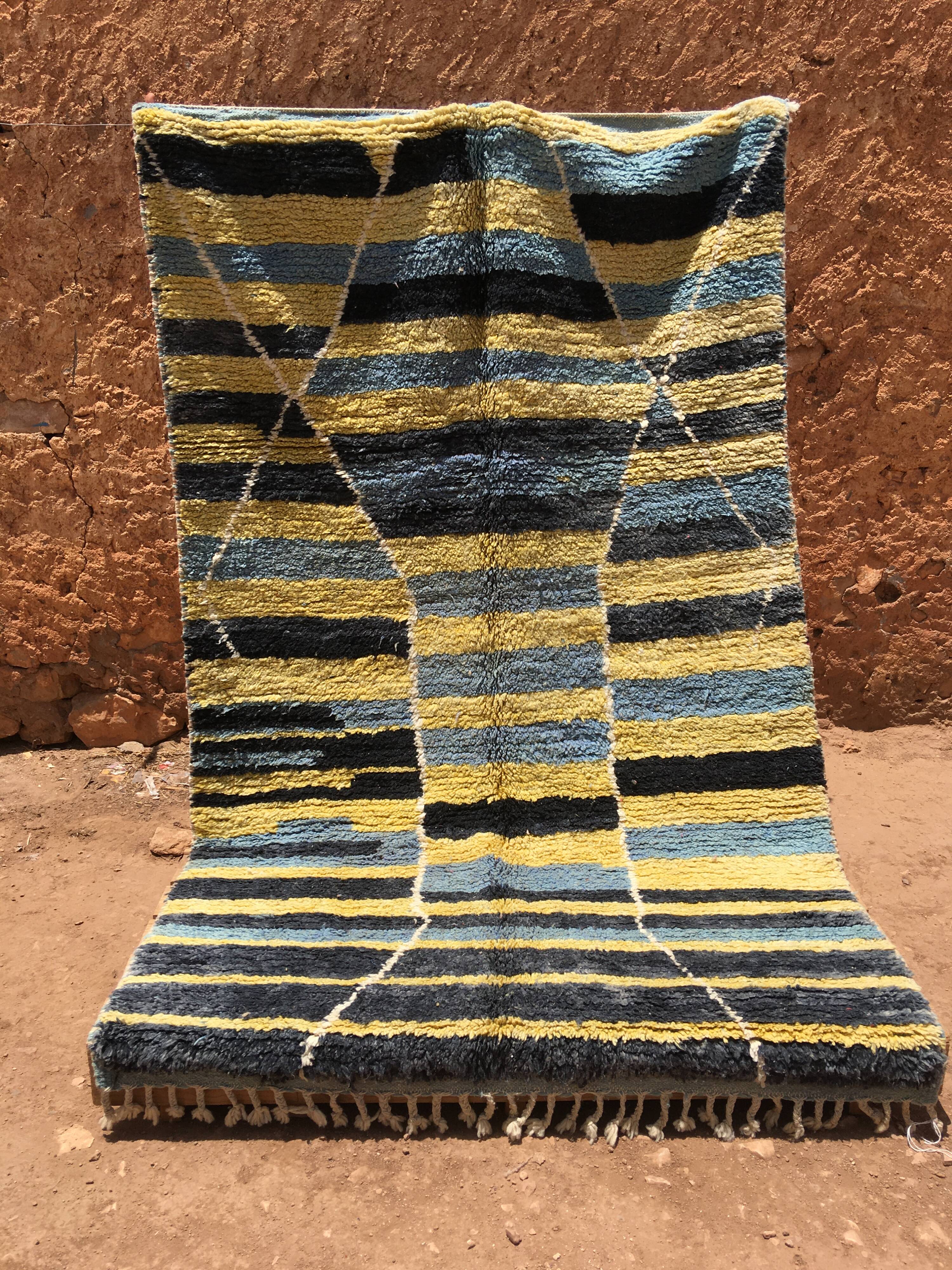 Boujaad Berber rug 247 x 150 cm