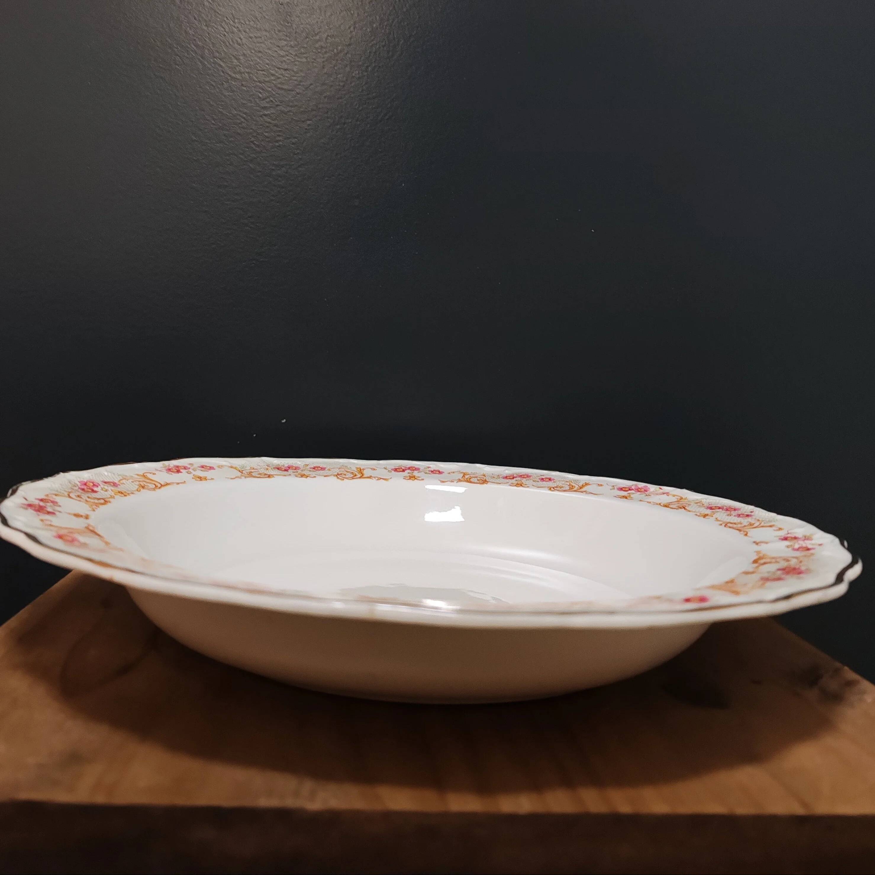 Hollow serving dish in Digoin porcelain