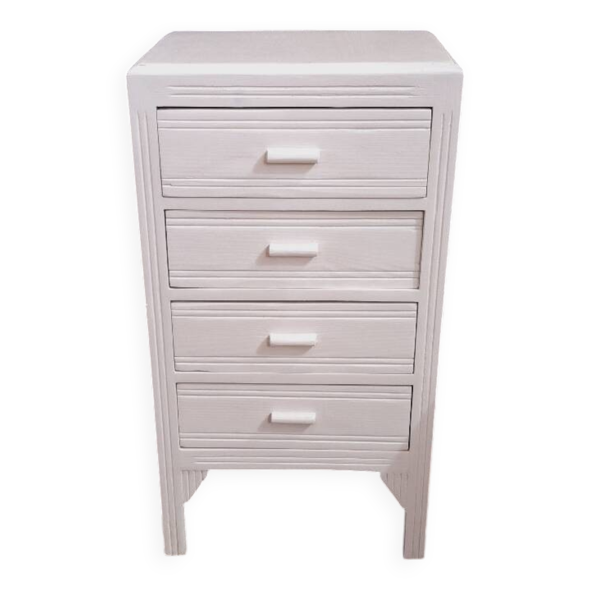 Old chest of drawers