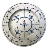 Rauenstein, plat en porcelaine allemande XIXème