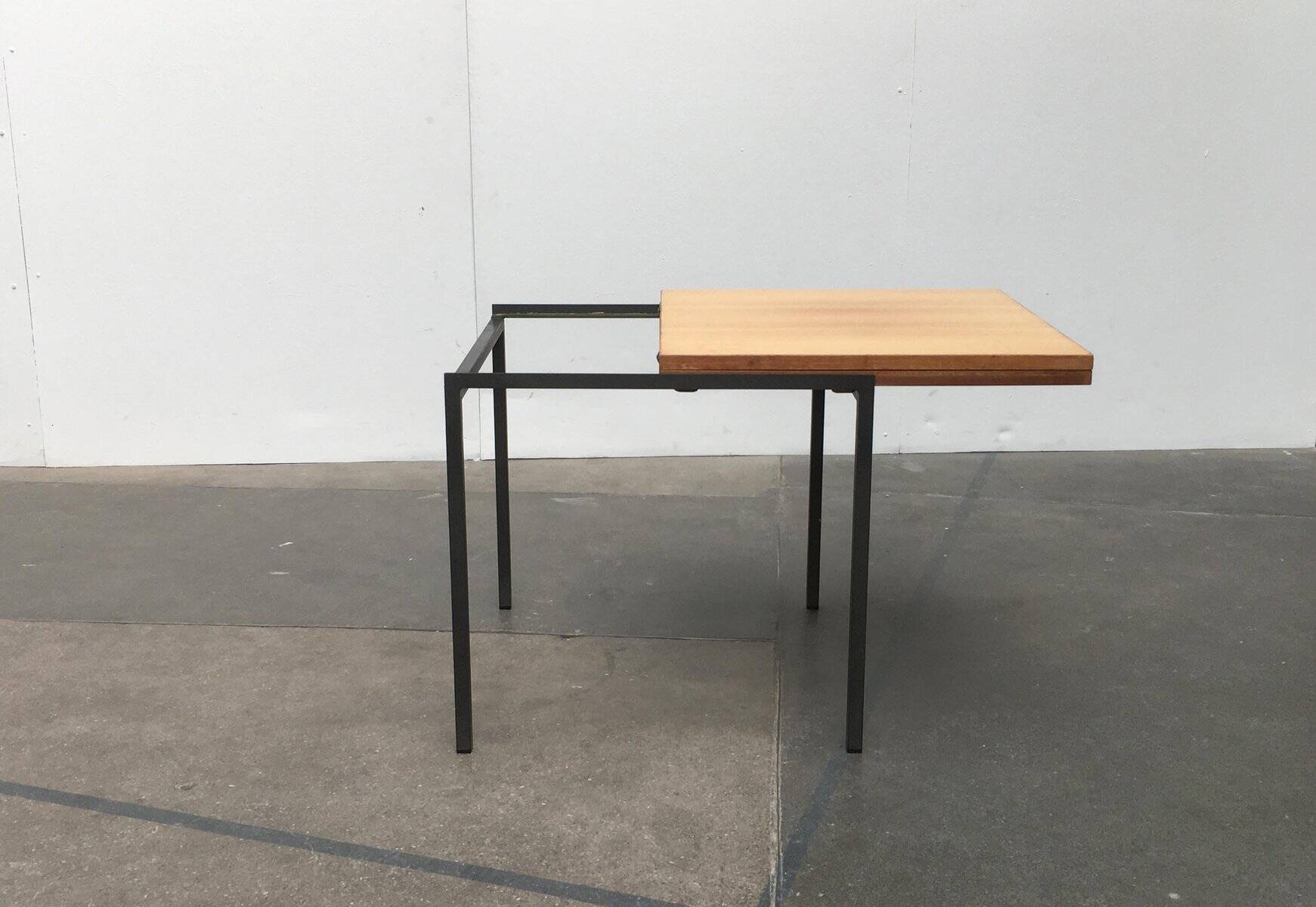 Mid-century minimalist convertible side table model T-Angle by Florence Knoll for Knoll International, 1950s.