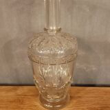 Carafe with leaf patterns, very good vintage condition, no cap