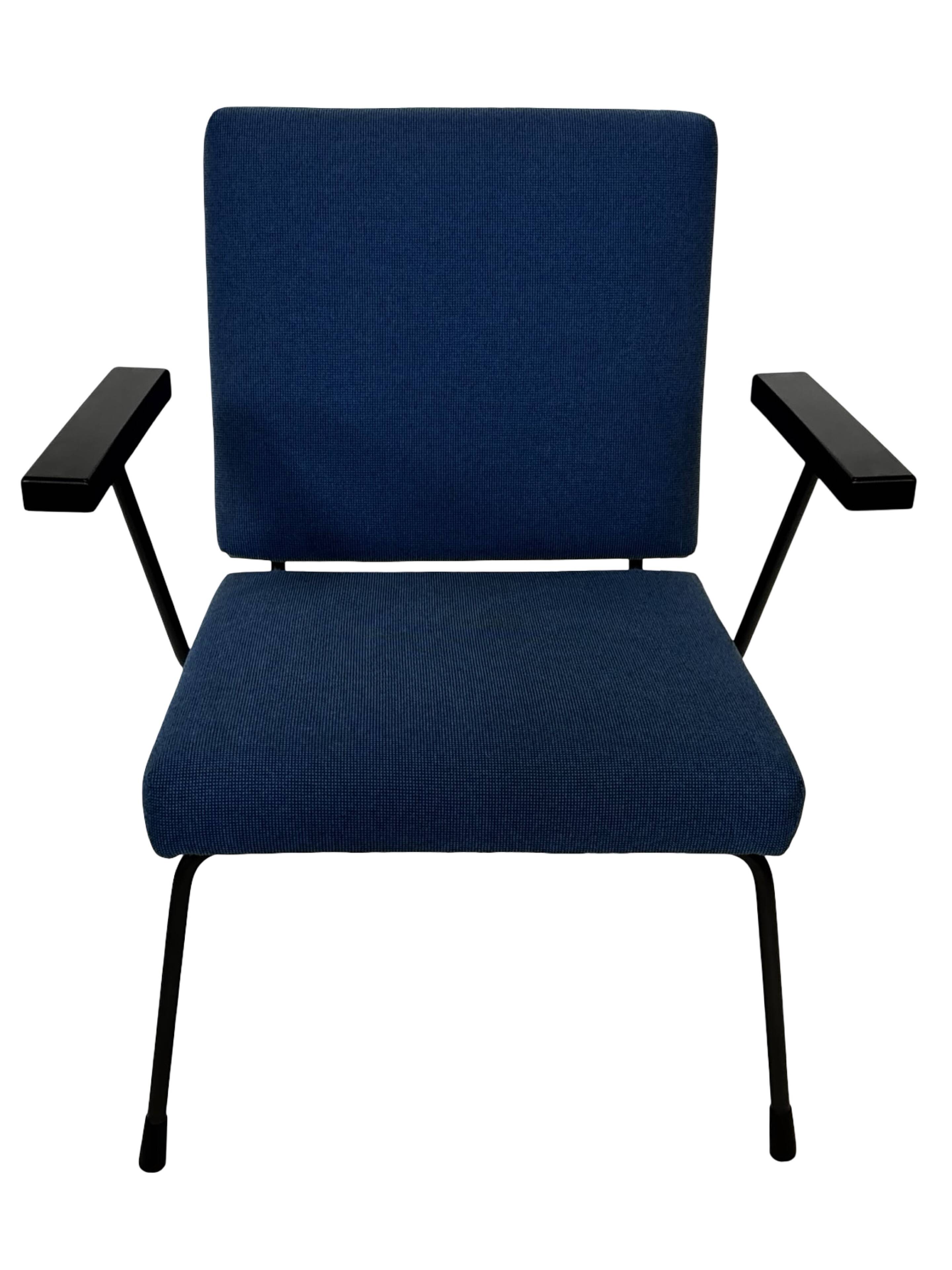 Ensemble vintage de deux fauteuils Gispen 1401 W Rietveld Design
