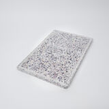 Presentation tray in recycled shells