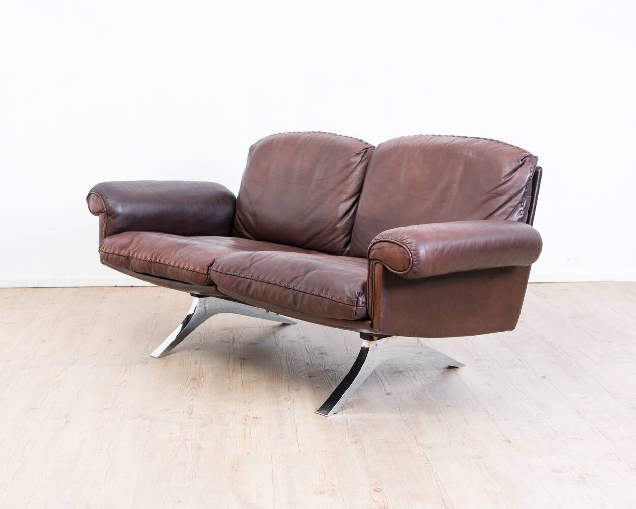 Brown leather 2-seater sofa by De Sede, model DS 31, vintage 1960s.