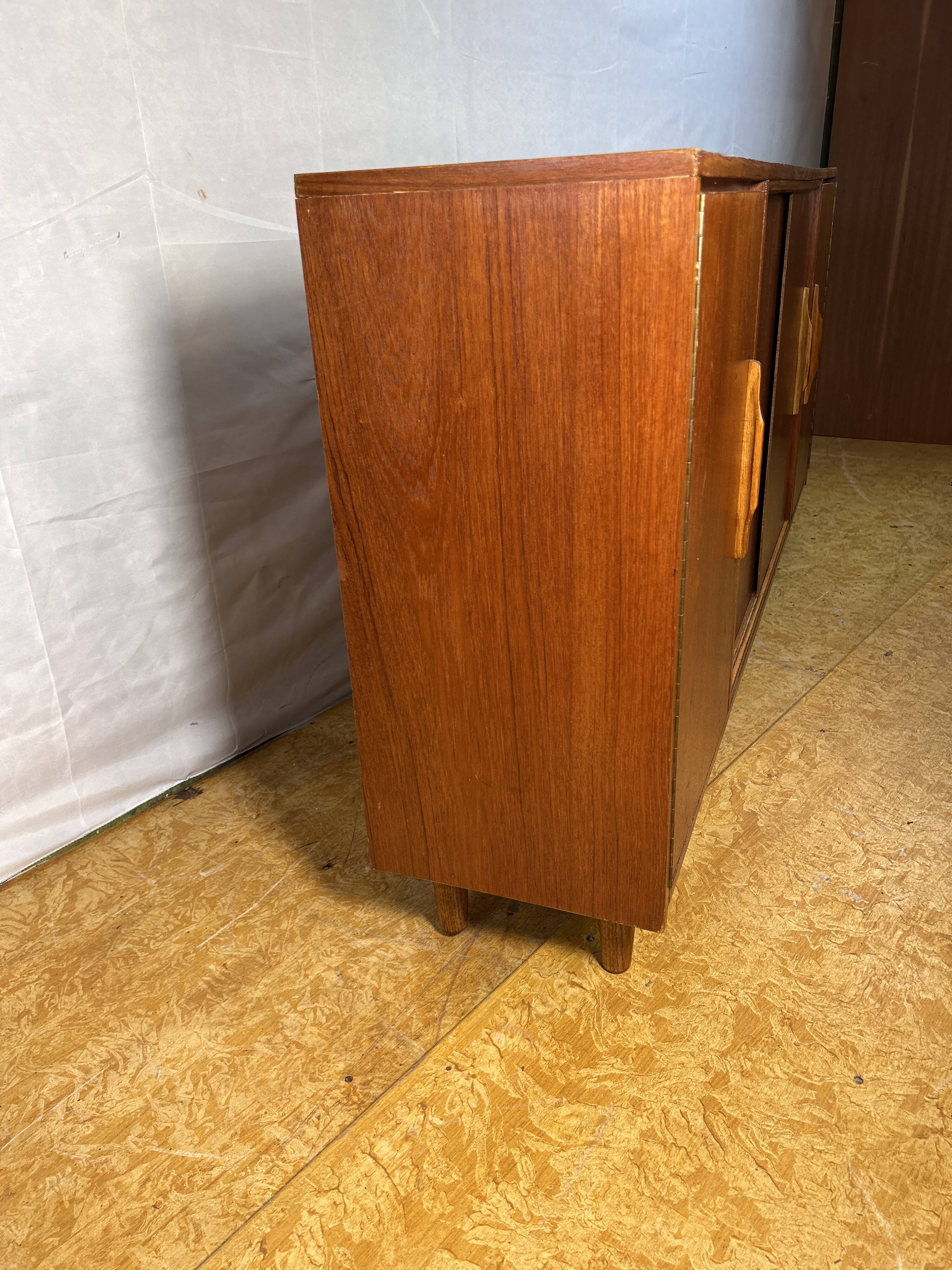 Mid-Century Retro Vintage Teak Sideboard – 1960s Space-Saving Elegance