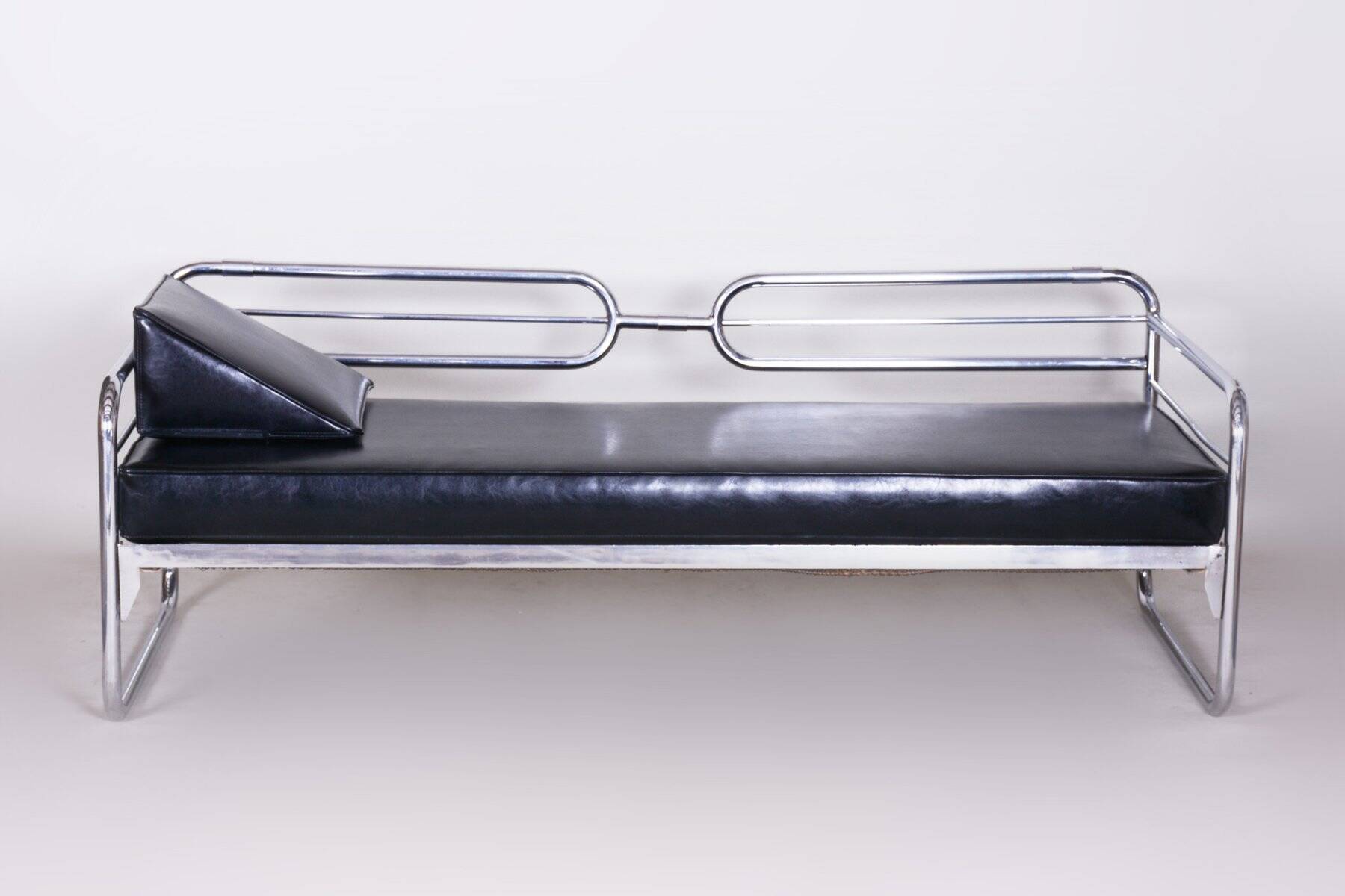 Bauhaus Sofa in Chrome and Leather by Hynek Gottwald, Czech, 1930s