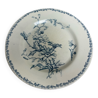 Assiette plate en terre de fer modèle Marguerite, KetG Luneville