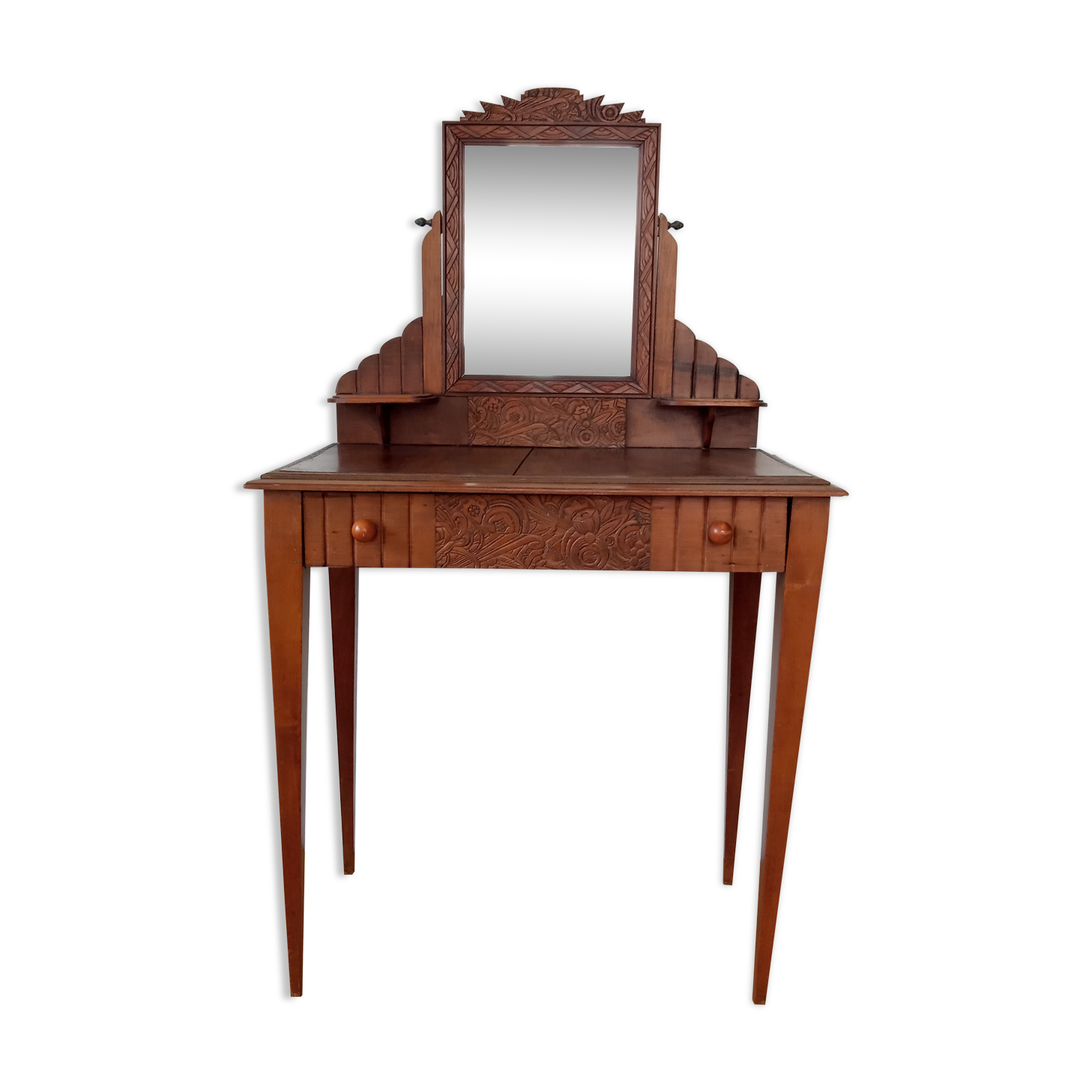 Art-deco hairdresser