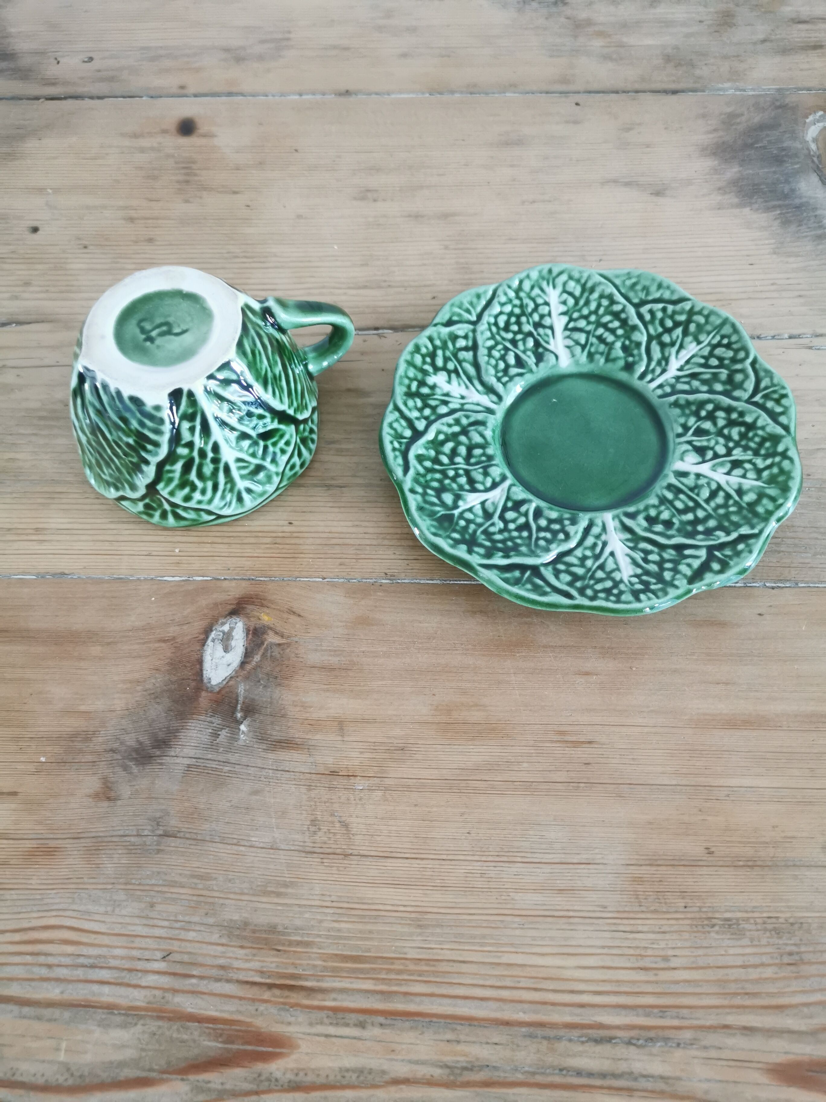 Cabbage coffee service in slurry