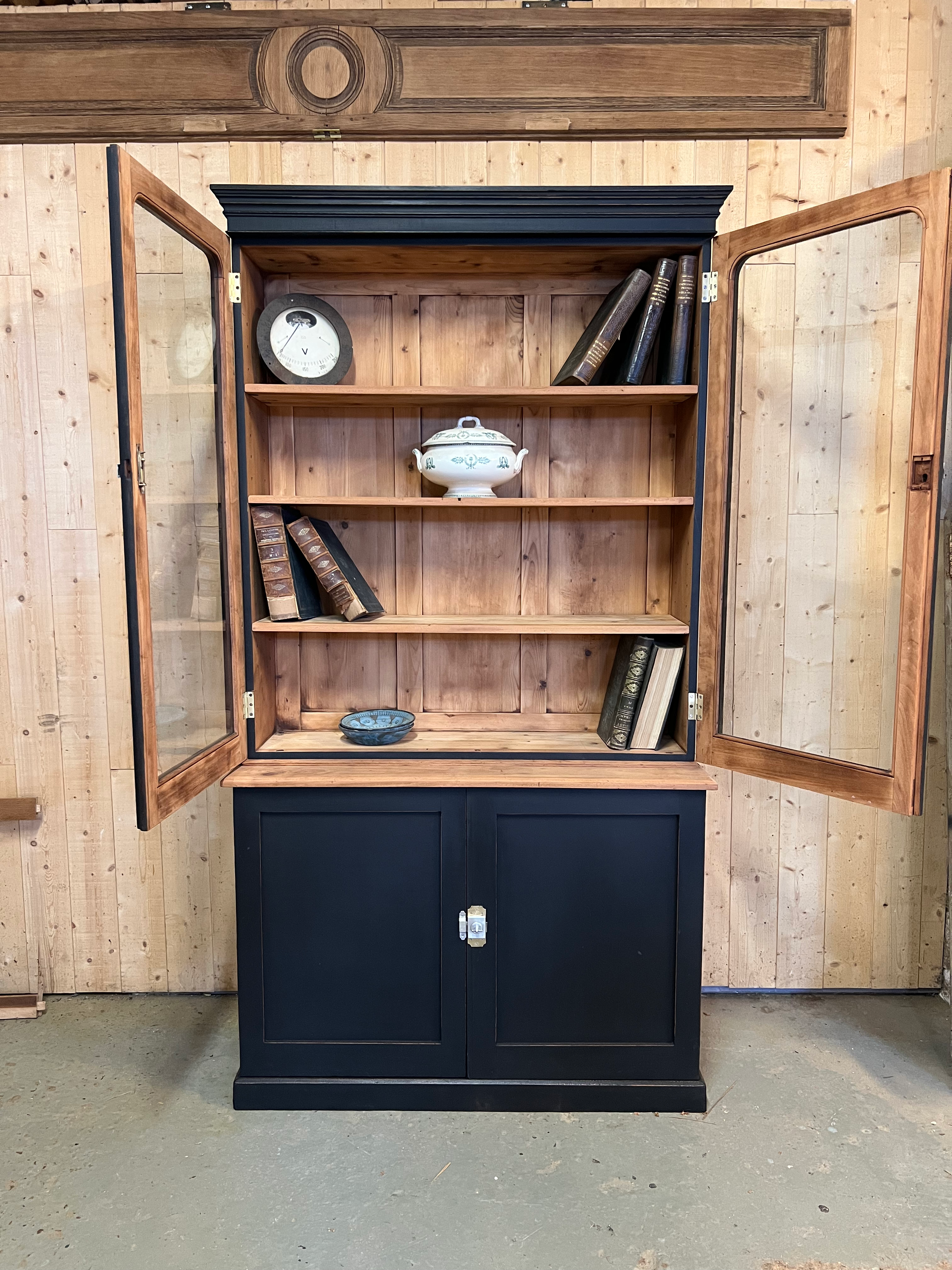 English two-body dresser