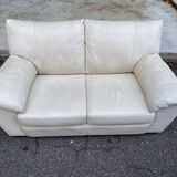 Canapé 2 places scandinave en cuir véritable beige