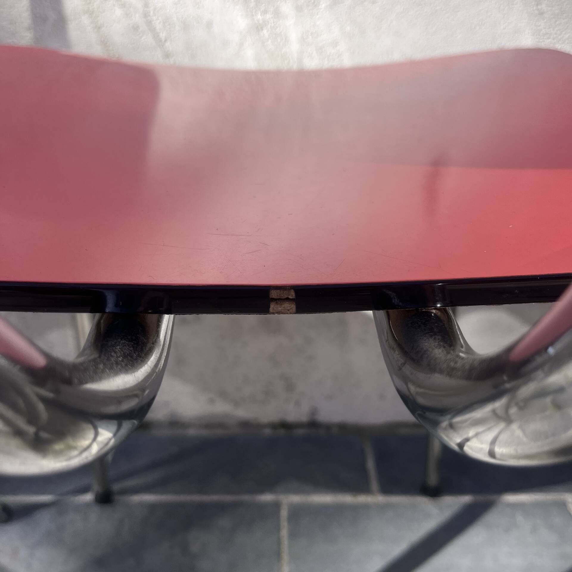 4 chaises en formica