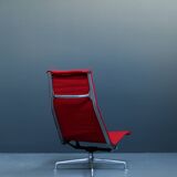 Aluminum Lounge Chair EA125 by Charles & Ray Eames for HERMAN MILLER