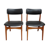 Pair of scandinavian style chairs