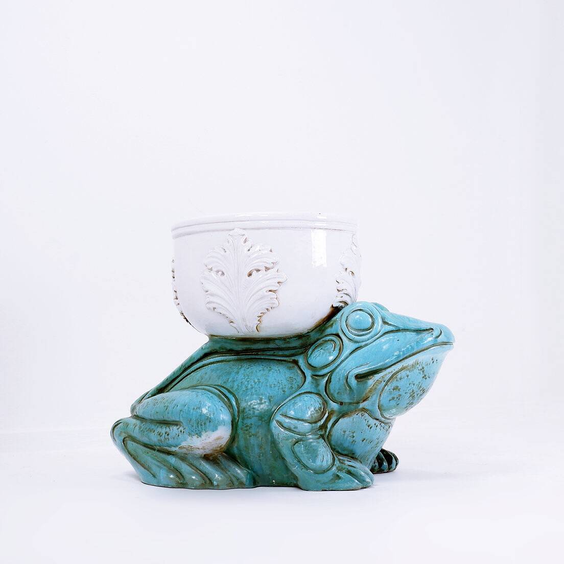 Slip pot cover