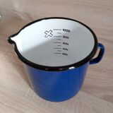 Pot gradué émaillé