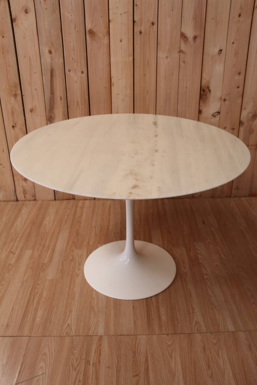 Table ronde Tulipe en marbre Calacatta de Eero Saarinen - Ø 107 cm - Knoll