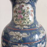 Blue Chinese porcelain vase
