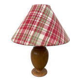 Lampe en bois et abat jour rayé rouge et vert vintage