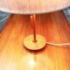 Lampe de table en teck type 25 milieu du siècle de Temde