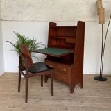 Office secretary vintage pyramid shape