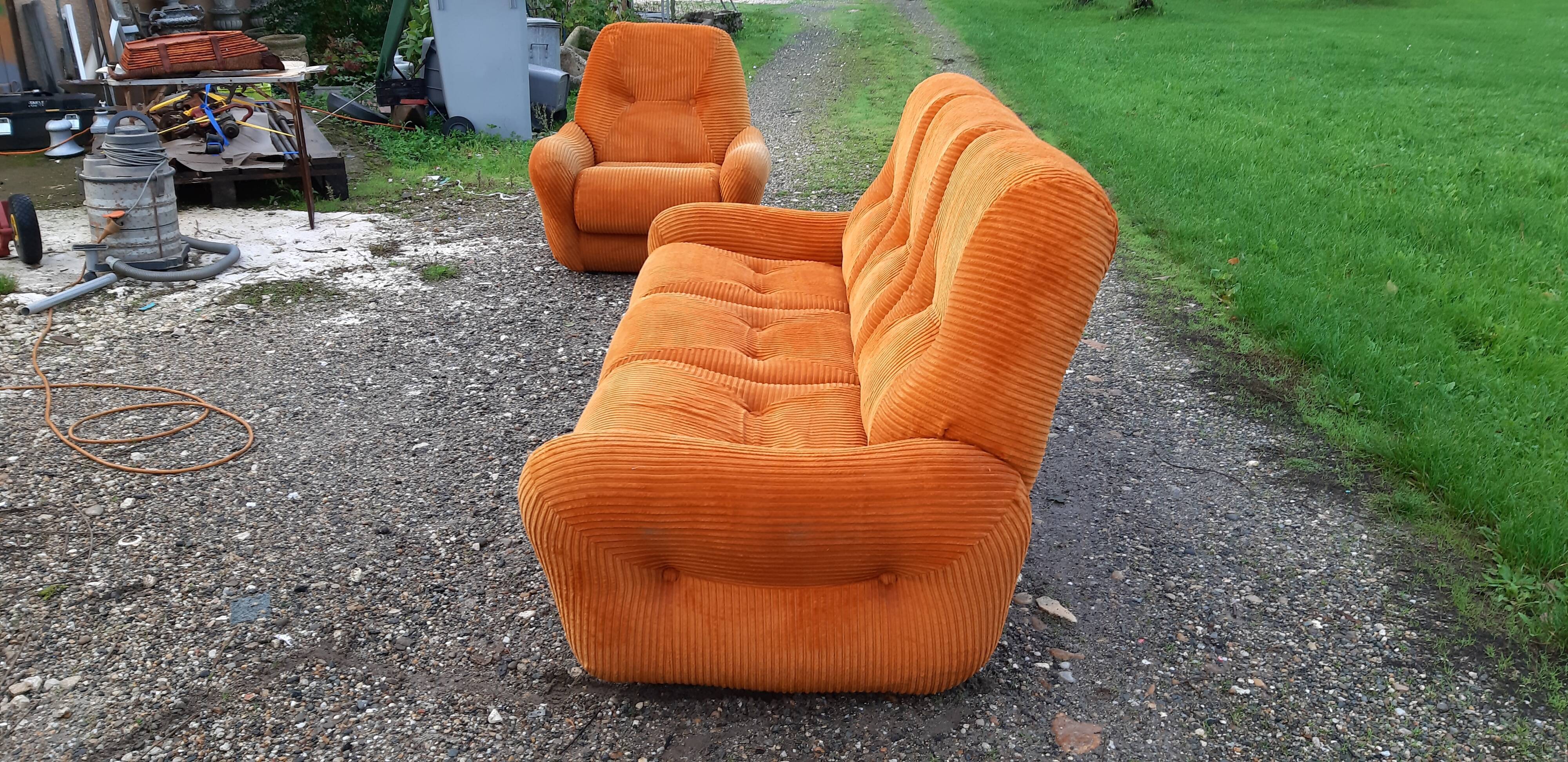 Living room from the 1970s in orange