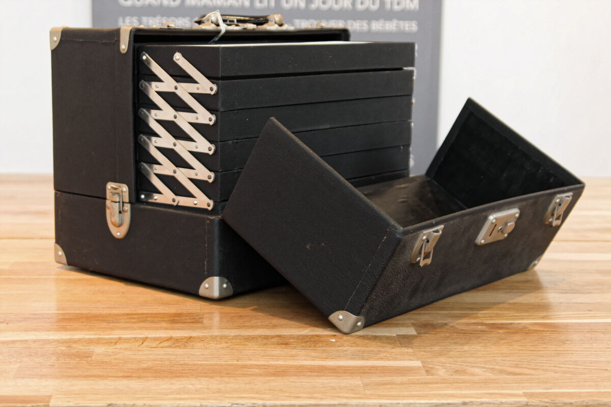 Louis Vuitton jeweler's marmot