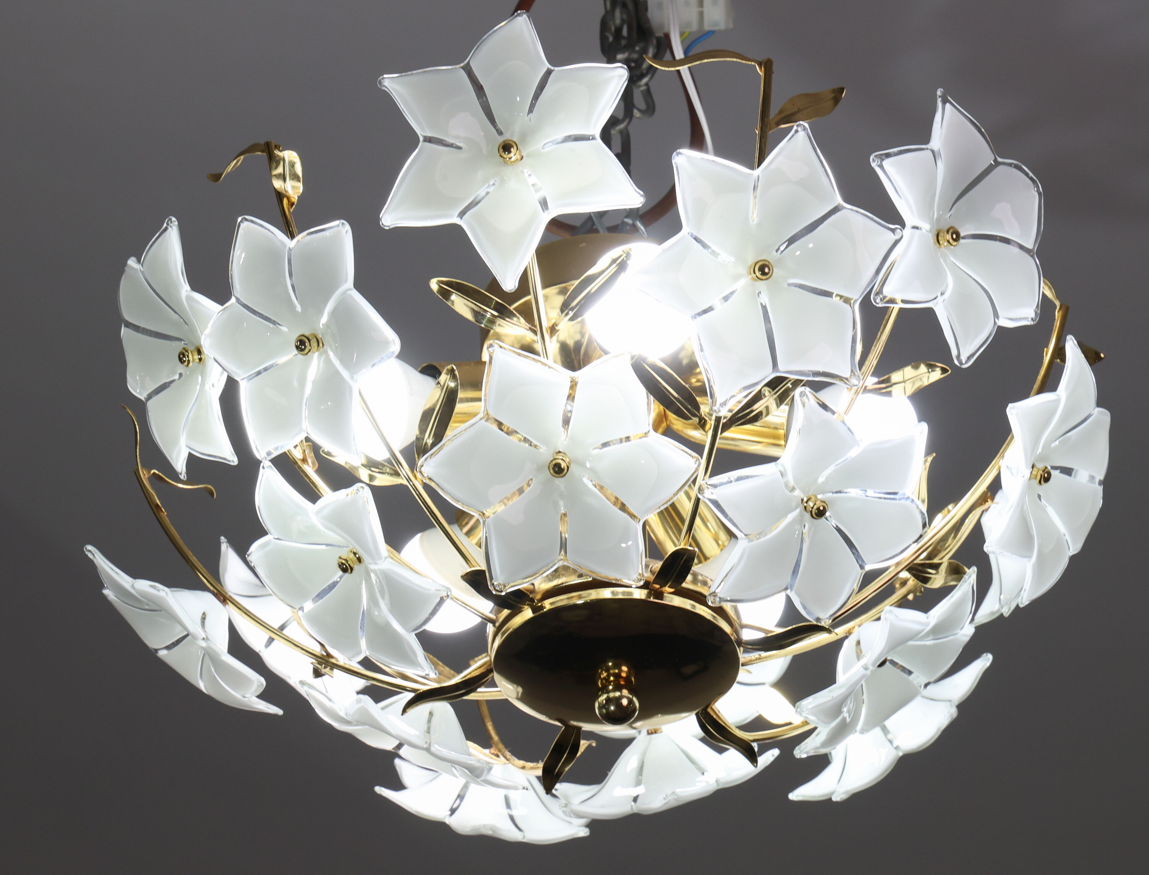 Grace Kelly, Delicious Murano Ceiling Light White Flowers, 1980