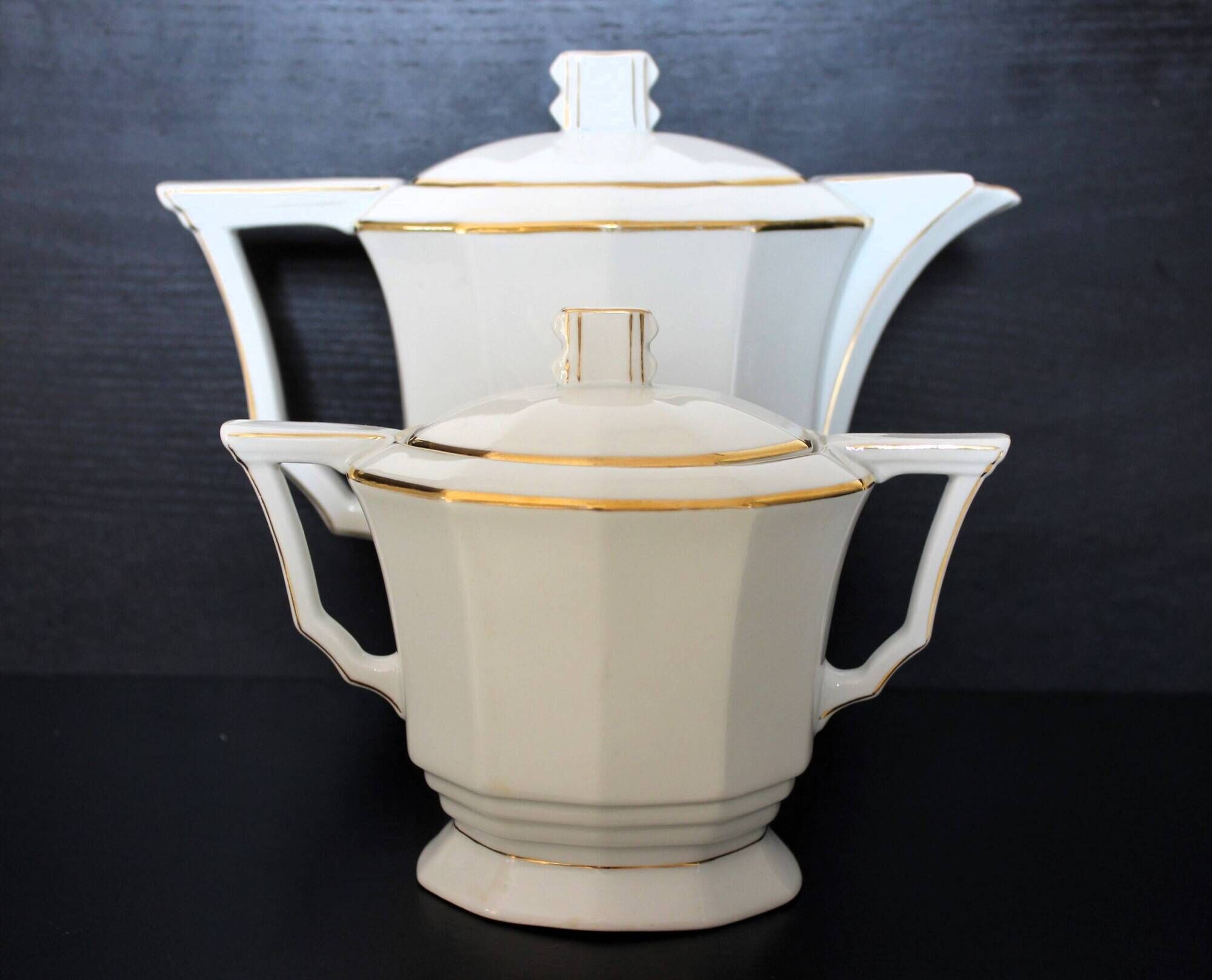 Art Deco ensemble of Czech coffee pot and sugar bowl.