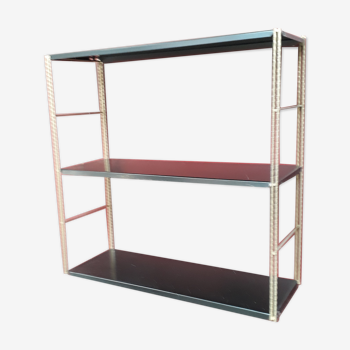 String shelf with twisted golden frame