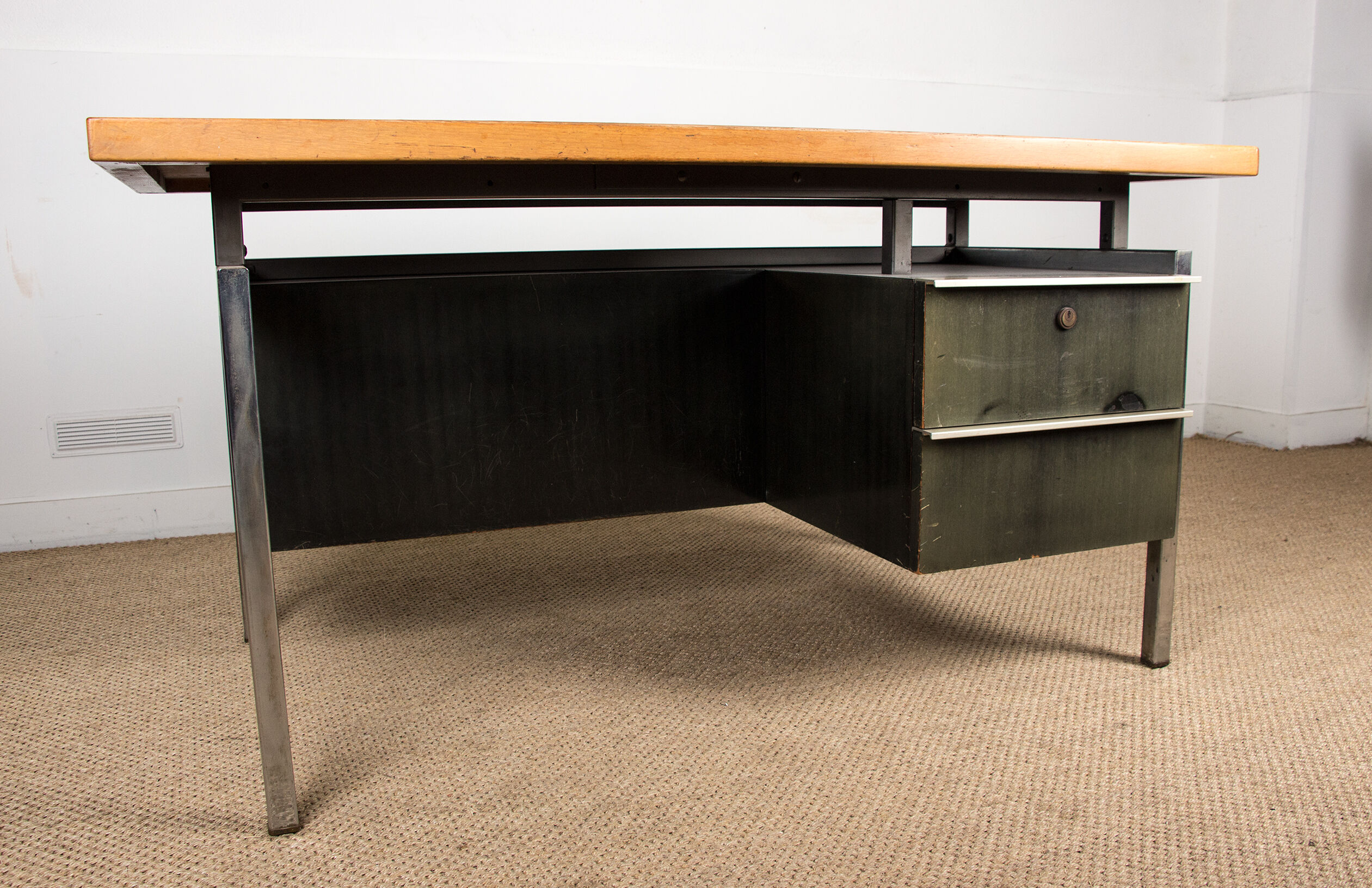 Large industrial office, double-sided, beech tray, Aluminium and tinted wood 1970.